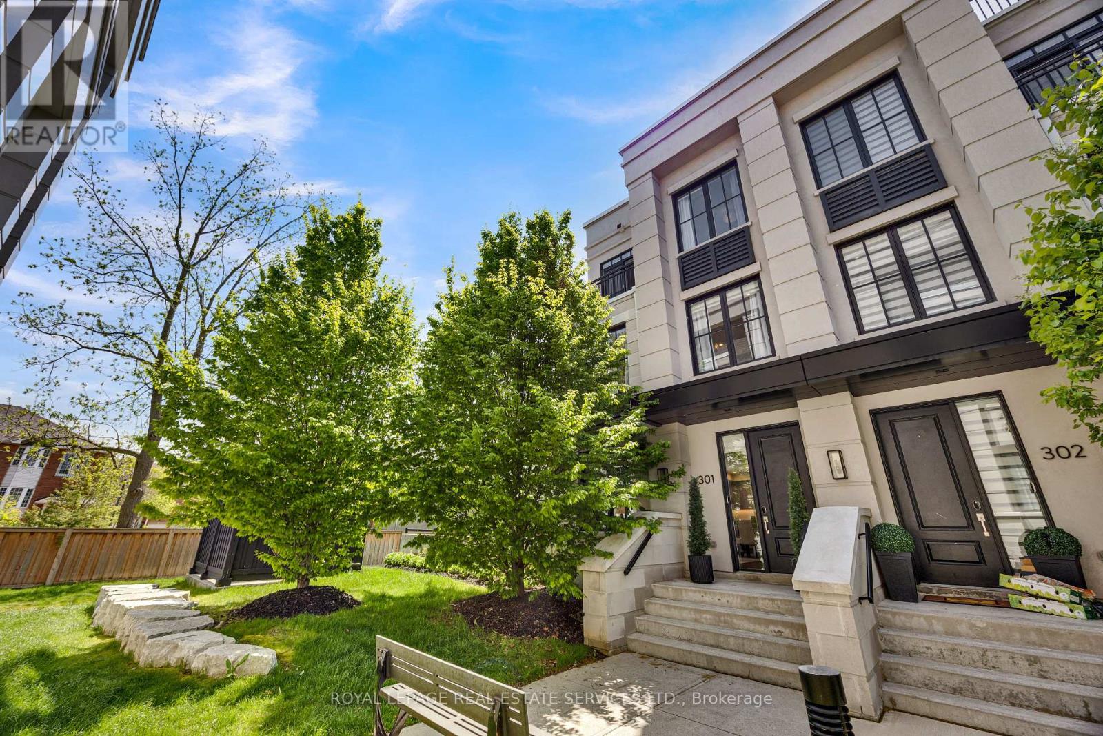 301 - 1195 Gooseberry Lane, Mississauga, Ontario  L5G 0B7 - Photo 2 - W13212484