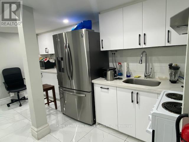B105 - 206 Carlton Street, Toronto, Ontario  M5A 2L1 - Photo 9 - C13067688