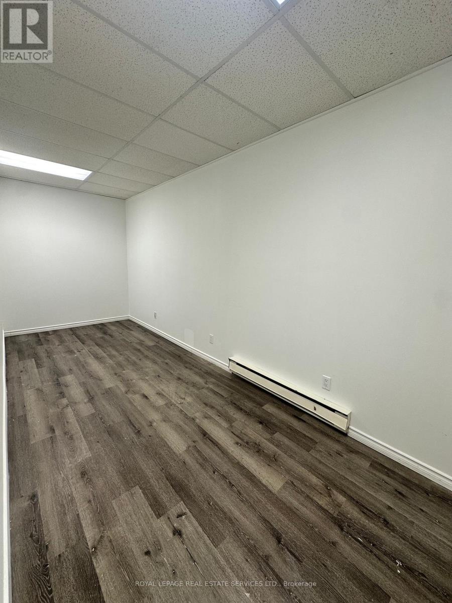 B105 - 206 Carlton Street, Toronto, Ontario  M5A 2L1 - Photo 3 - C13067688