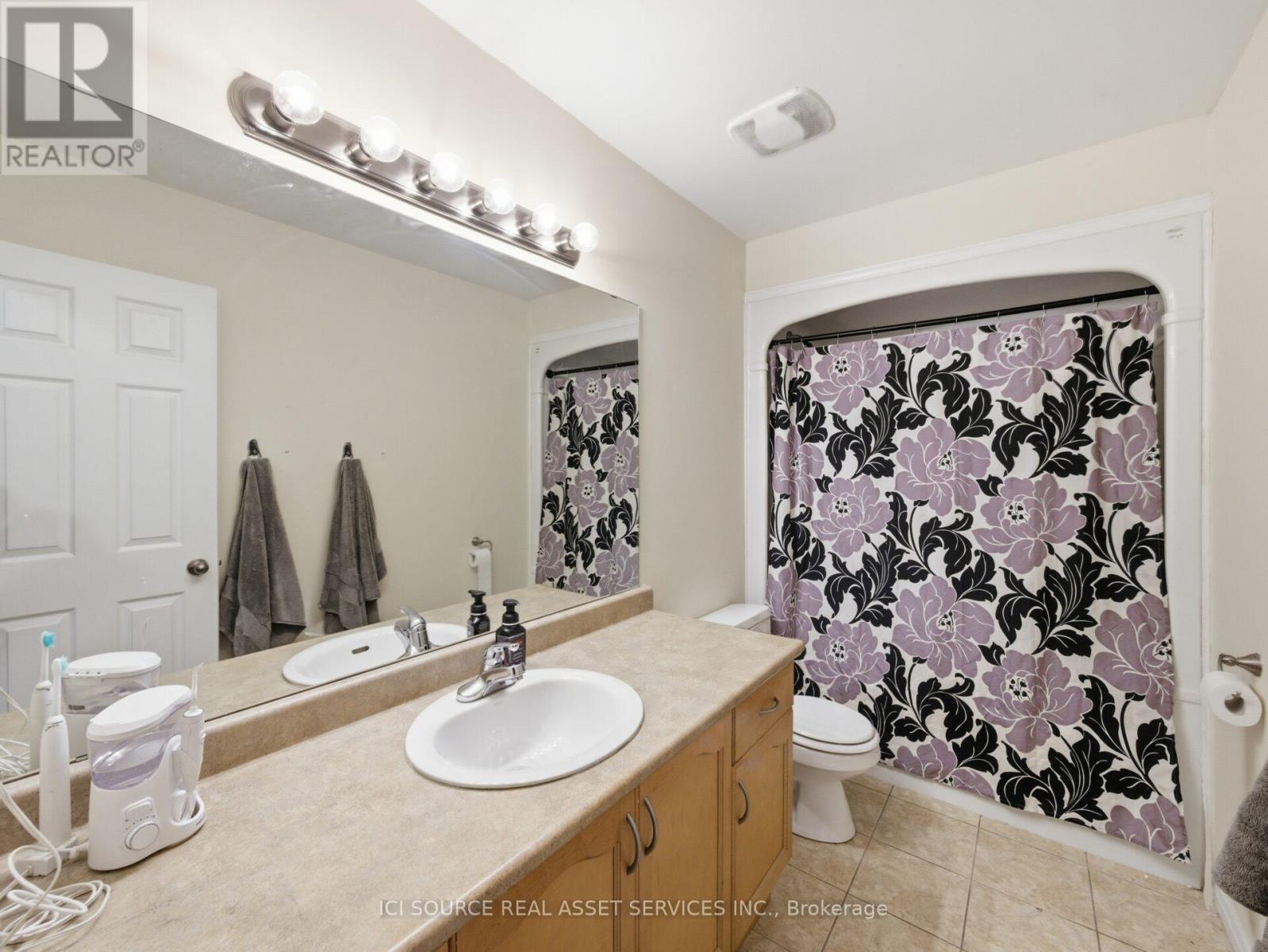 22 - 163 Livingston Avenue, Grimsby, Ontario  L3M 5S8 - Photo 15 - X13212416