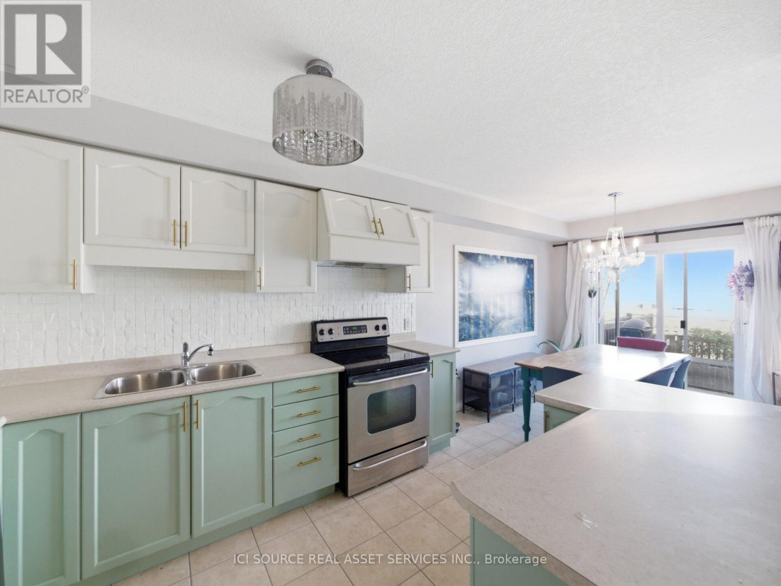 22 - 163 Livingston Avenue, Grimsby, Ontario  L3M 5S8 - Photo 7 - X13212416