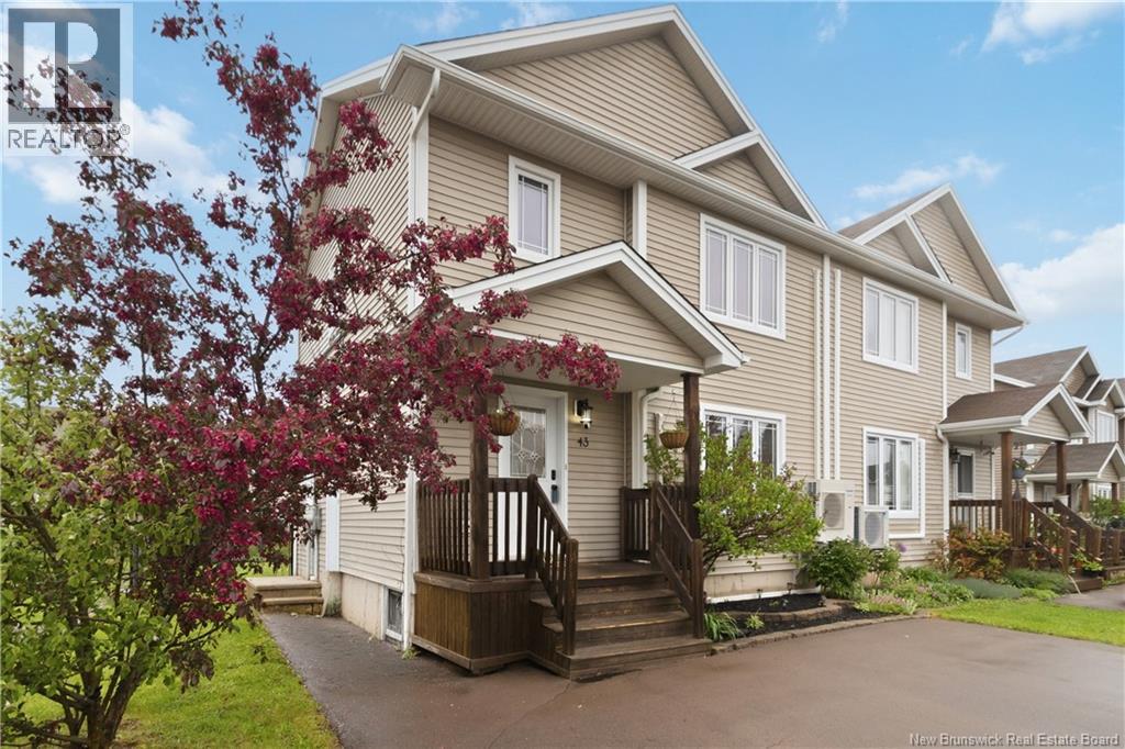 43 Nugent Street, Dieppe, New Brunswick  E1A 0S7 - Photo 2 - NB140570