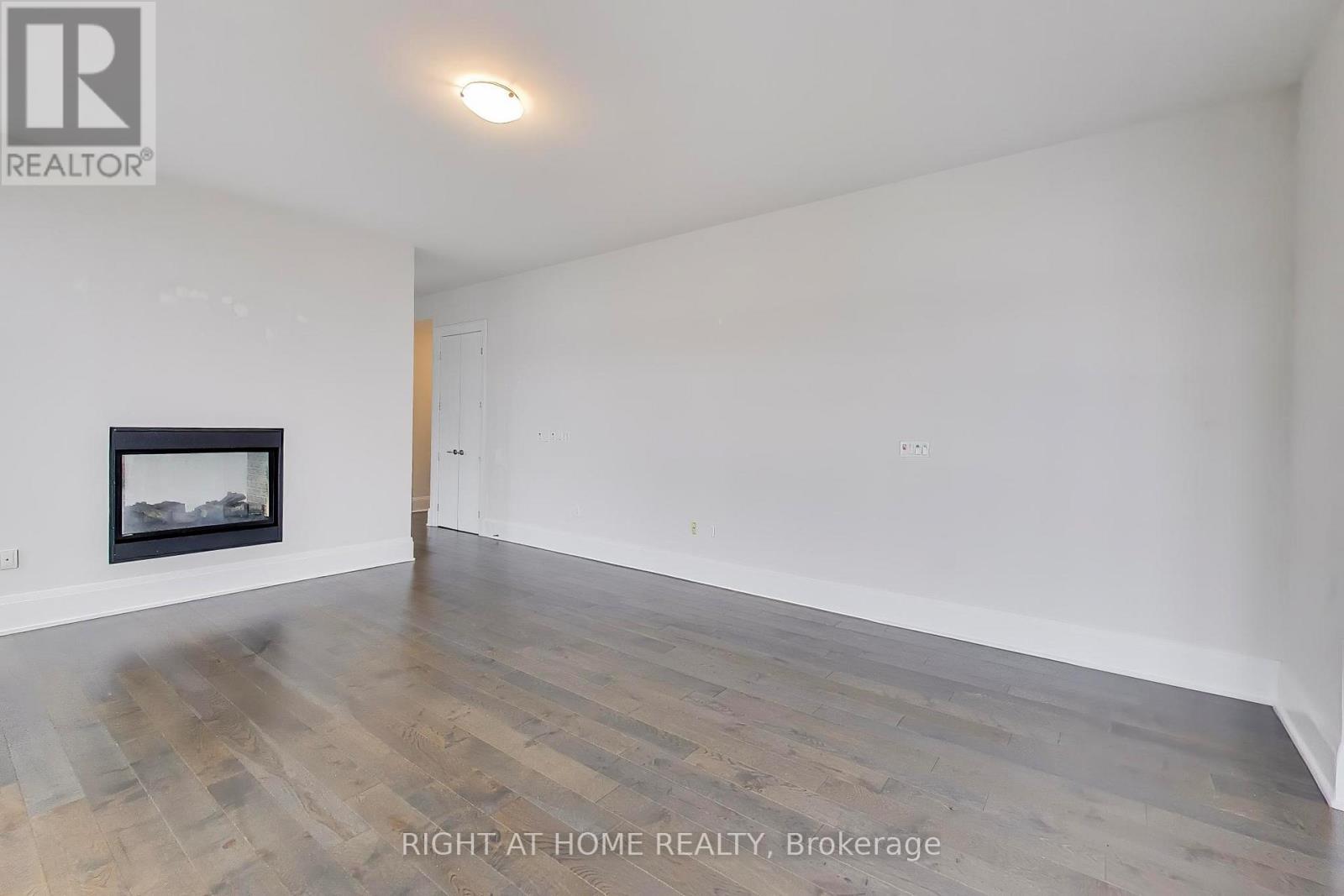 1126 - 39 Queens Quay E, Toronto, Ontario  M5E 0A5 - Photo 12 - C13212518