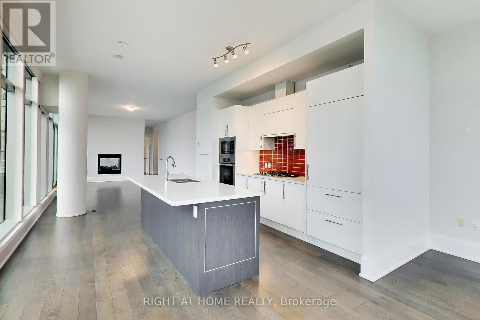 1126 - 39 Queens Quay E, Toronto, Ontario  M5E 0A5 - Photo 14 - C13212518