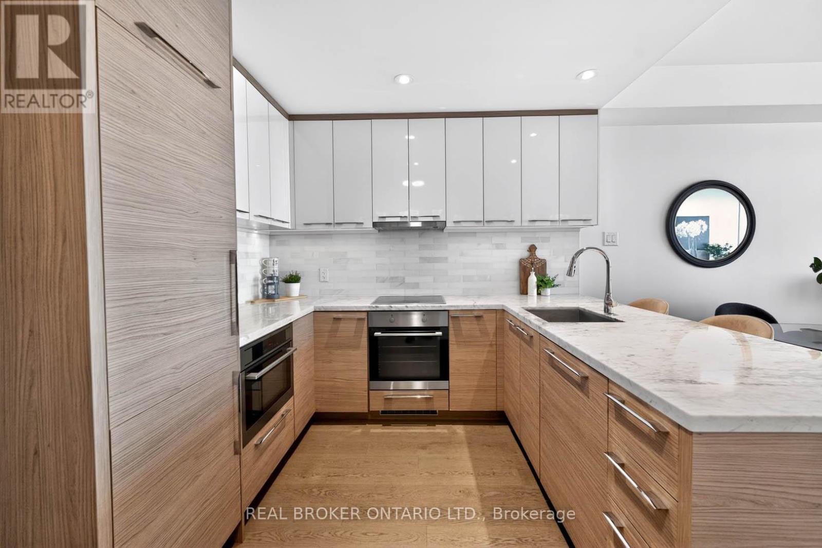 3912 - 488 University Avenue, Toronto, Ontario  M5G 0C1 - Photo 12 - C13212550