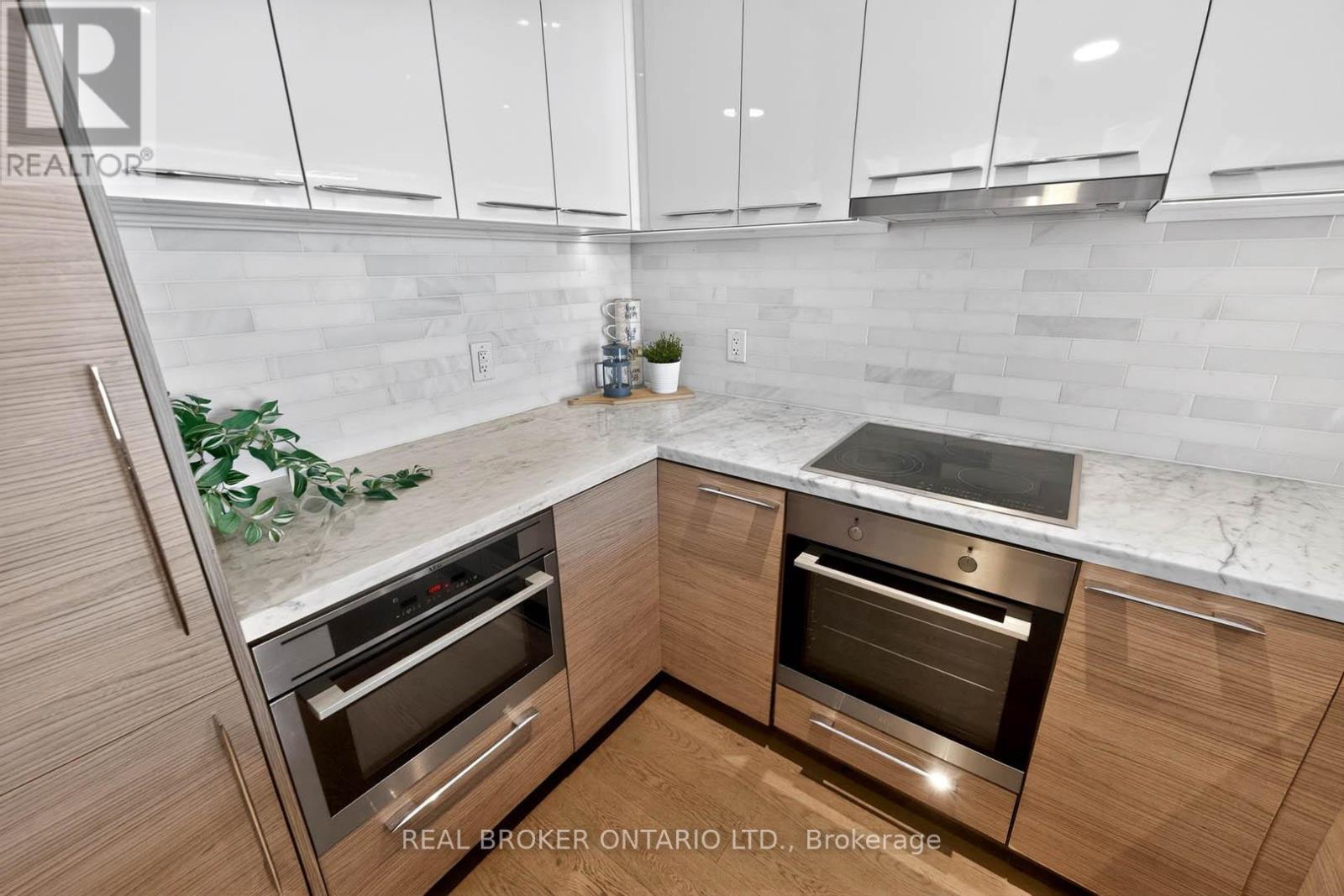3912 - 488 University Avenue, Toronto, Ontario  M5G 0C1 - Photo 13 - C13212550
