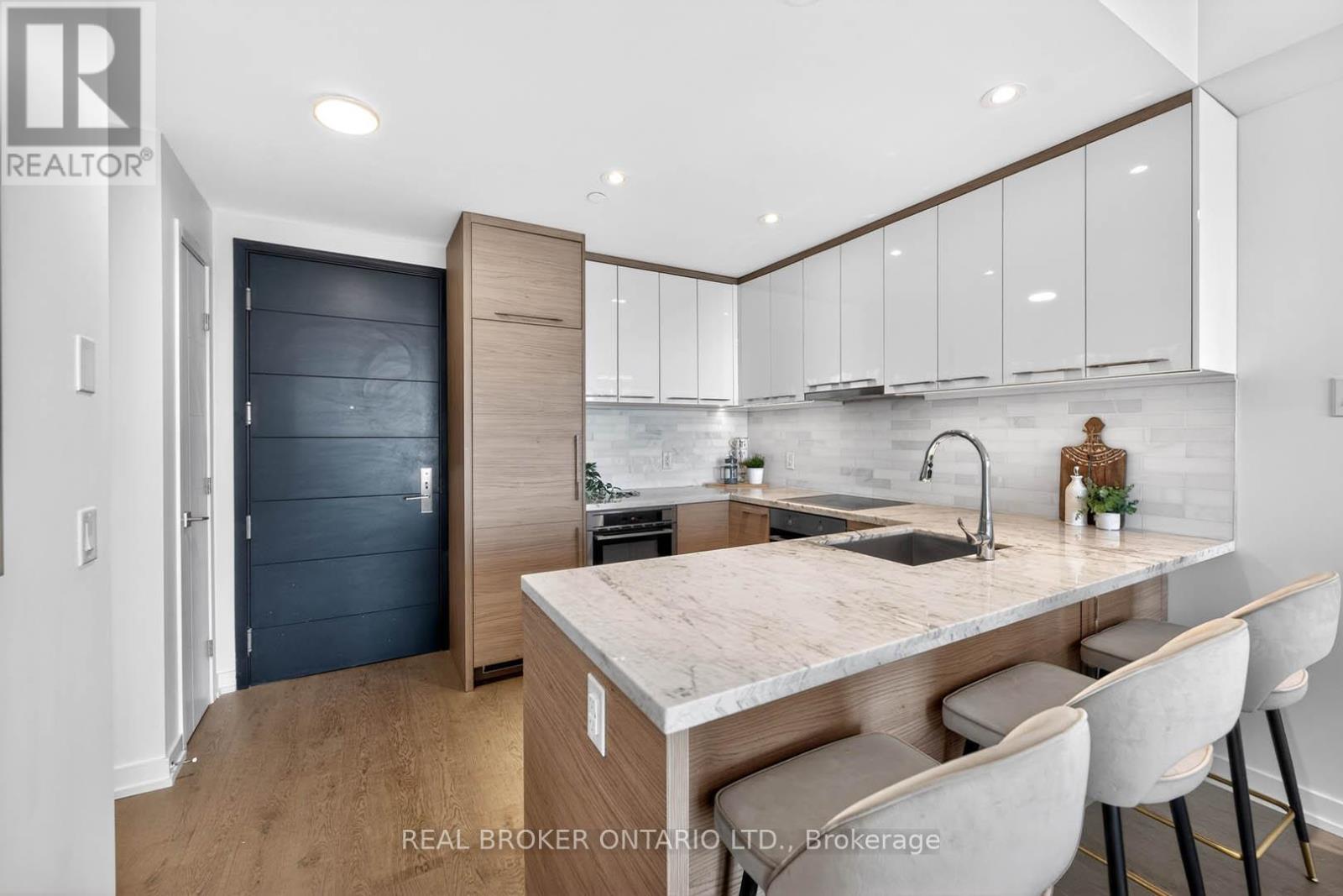 3912 - 488 University Avenue, Toronto, Ontario  M5G 0C1 - Photo 11 - C13212552