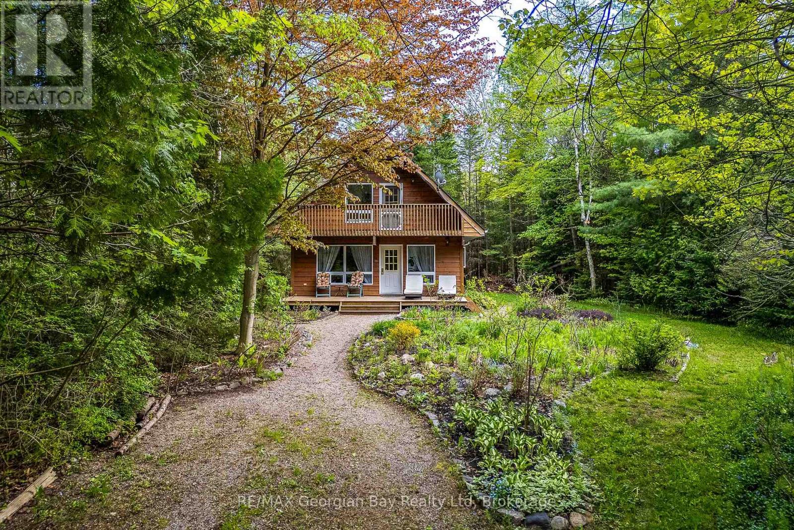 2 Ridout Court, Tiny, Ontario  L0L 2J0 - Photo 2 - S13212514