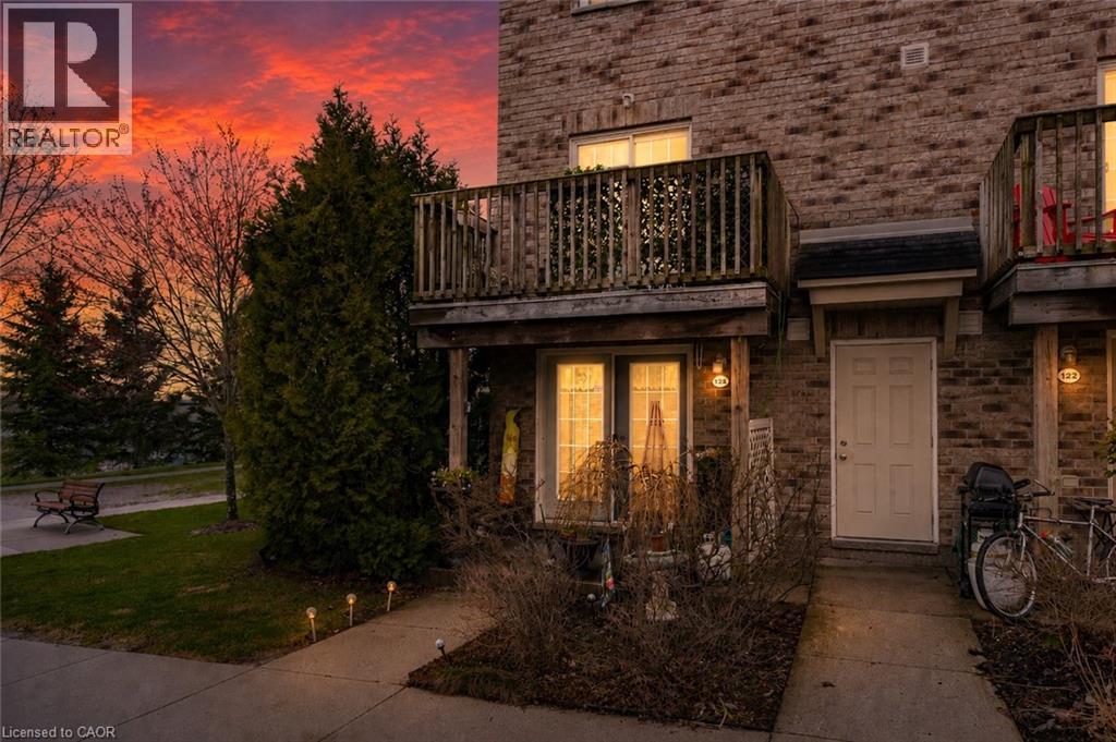 35 MOUNTFORD Drive Unit# 124, Guelph, Ontario