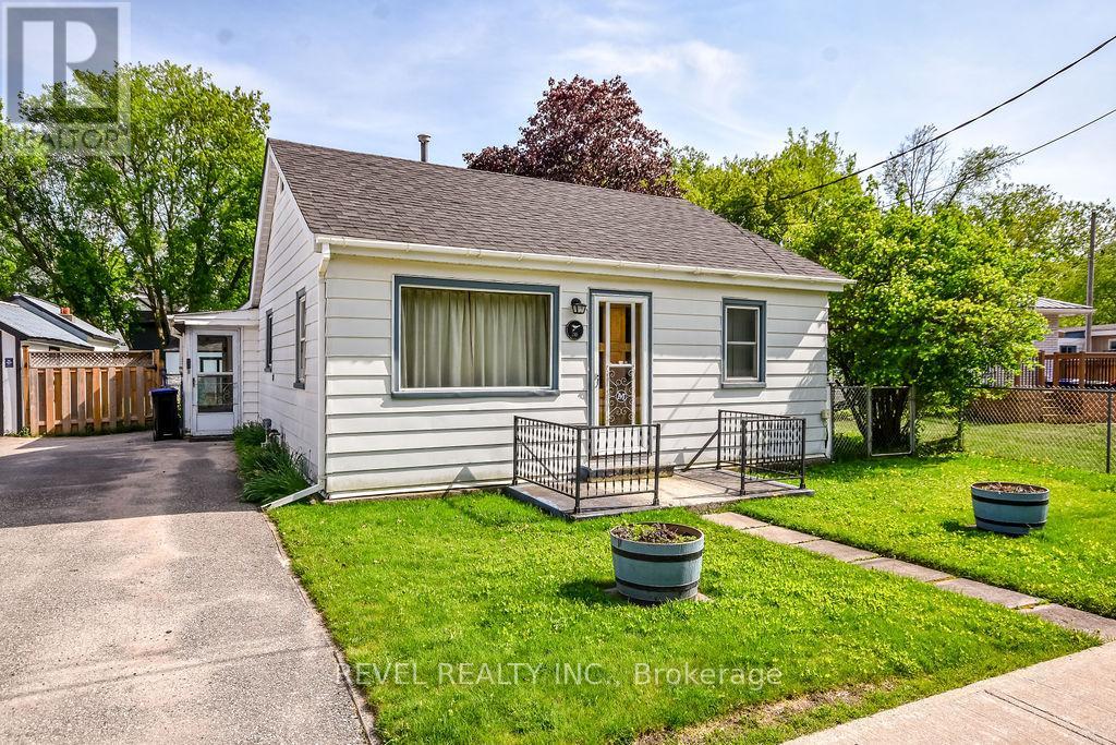 110 QUEEN STREET, Essa, Ontario