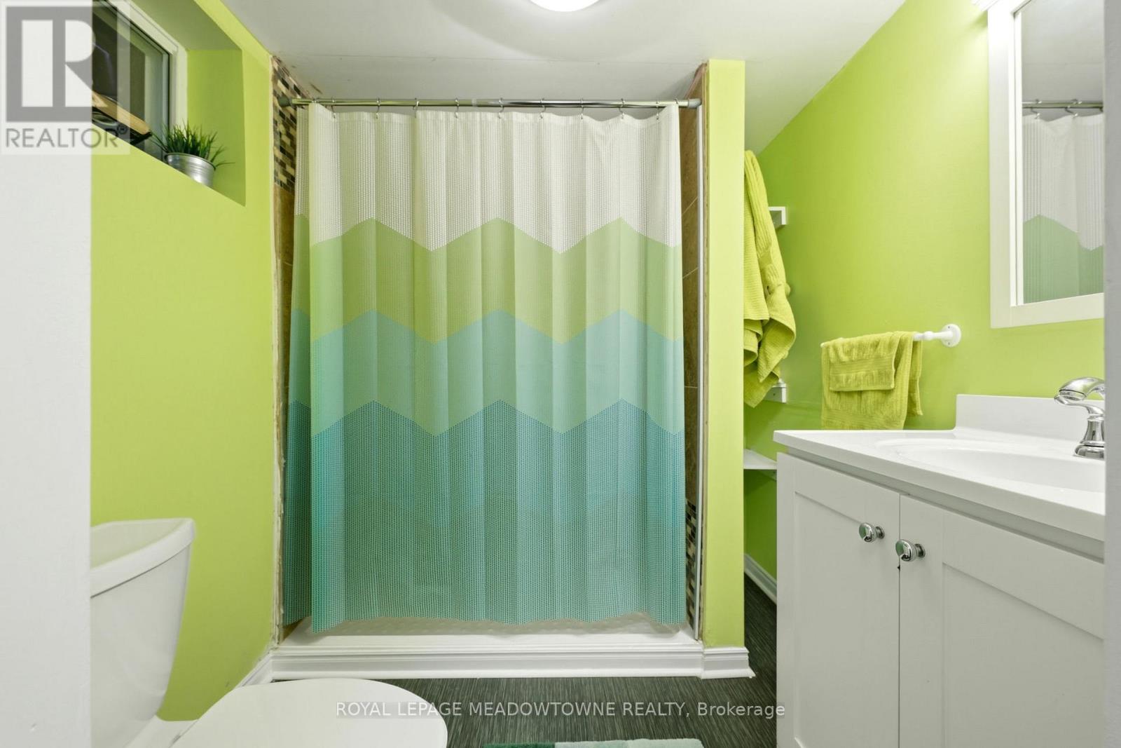 26 Moultrey Crescent, Halton Hills, Ontario  L7G 4N5 - Photo 21 - W13212498