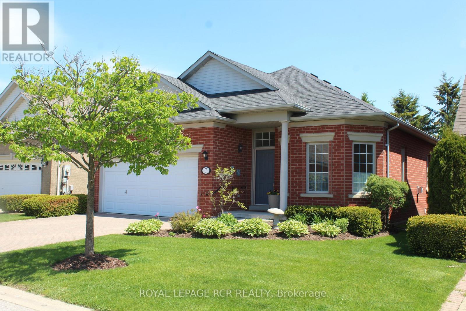 7 Arnie's Chance, Whitchurch-Stouffville, Ontario  L4A 1L7 - Photo 2 - N12953704