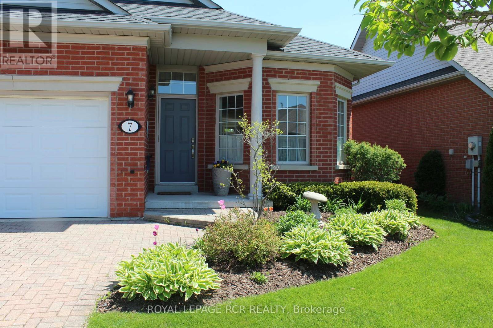 7 Arnie's Chance, Whitchurch-Stouffville, Ontario  L4A 1L7 - Photo 3 - N12953704