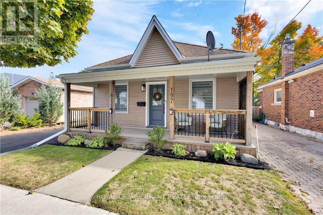 197 Grand Street, Brantford, Ontario  N3R 4C2 - Photo 2 - X13212536