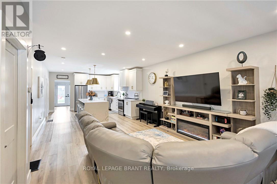 197 Grand Street, Brantford, Ontario  N3R 4C2 - Photo 8 - X13212536
