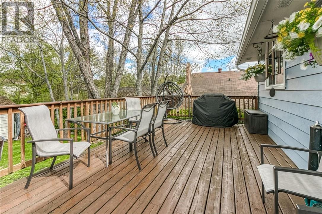 556 Phillip Street, Lively, Ontario  P3Y 1M5 - Photo 4 - 2128124