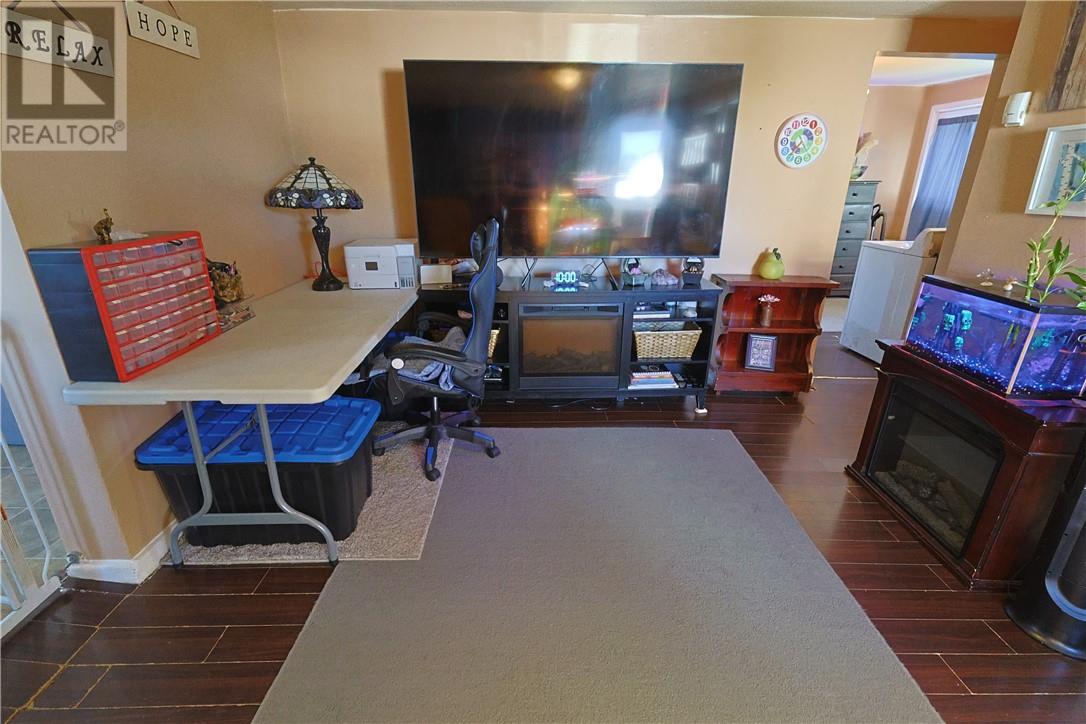 236-238 Secord Street, Espanola, Ontario  P3E 1G9 - Photo 12 - 2128123