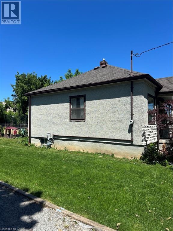 29 Concord Avenue, St. Catharines, Ontario  L2M 5N5 - Photo 2 - 40834578