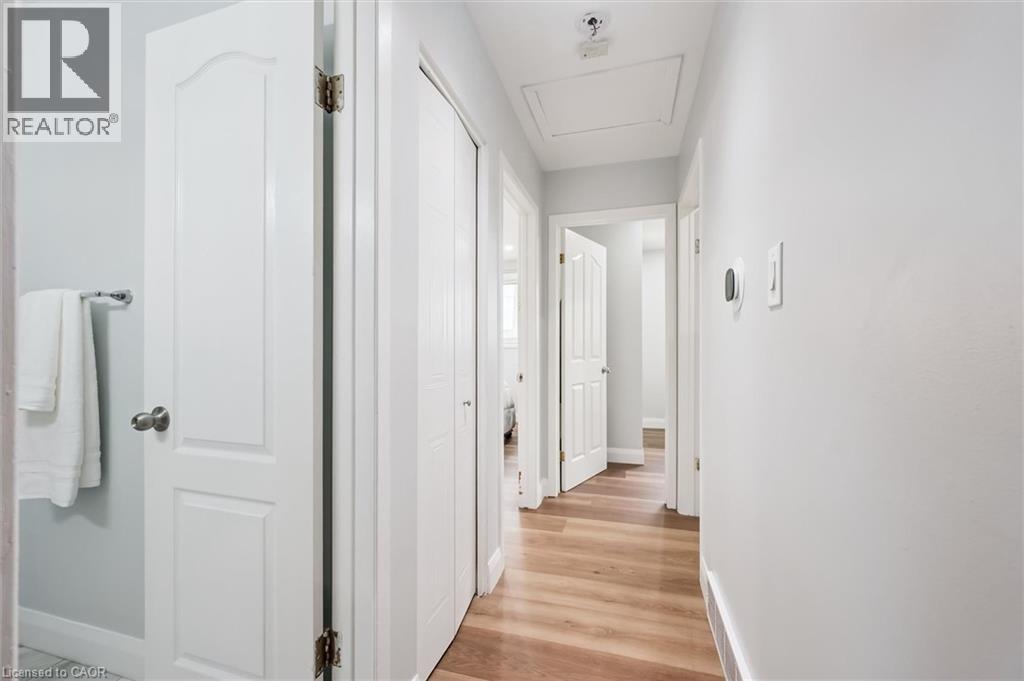 235 Cedarbrae Avenue Unit# B, Waterloo, Ontario  N2L 4S8 - Photo 18 - 40819990