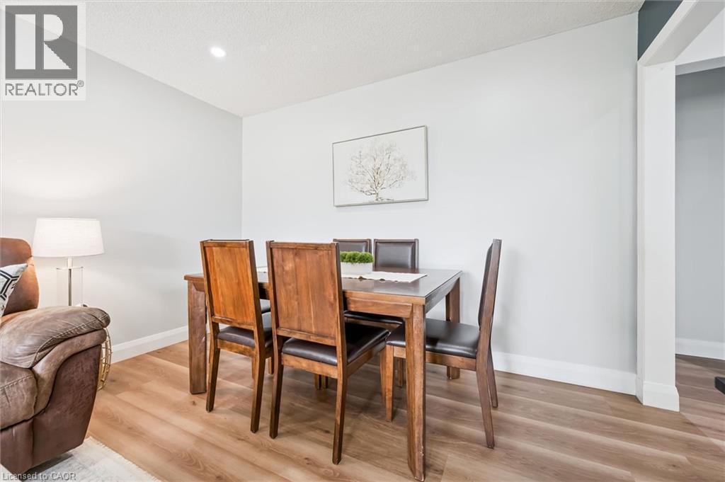 235 Cedarbrae Avenue Unit# B, Waterloo, Ontario  N2L 4S8 - Photo 11 - 40819990