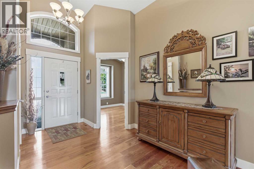 183 Discovery Ridge Way Sw, Calgary, Alberta  T3H 5G3 - Photo 3 - A2309044