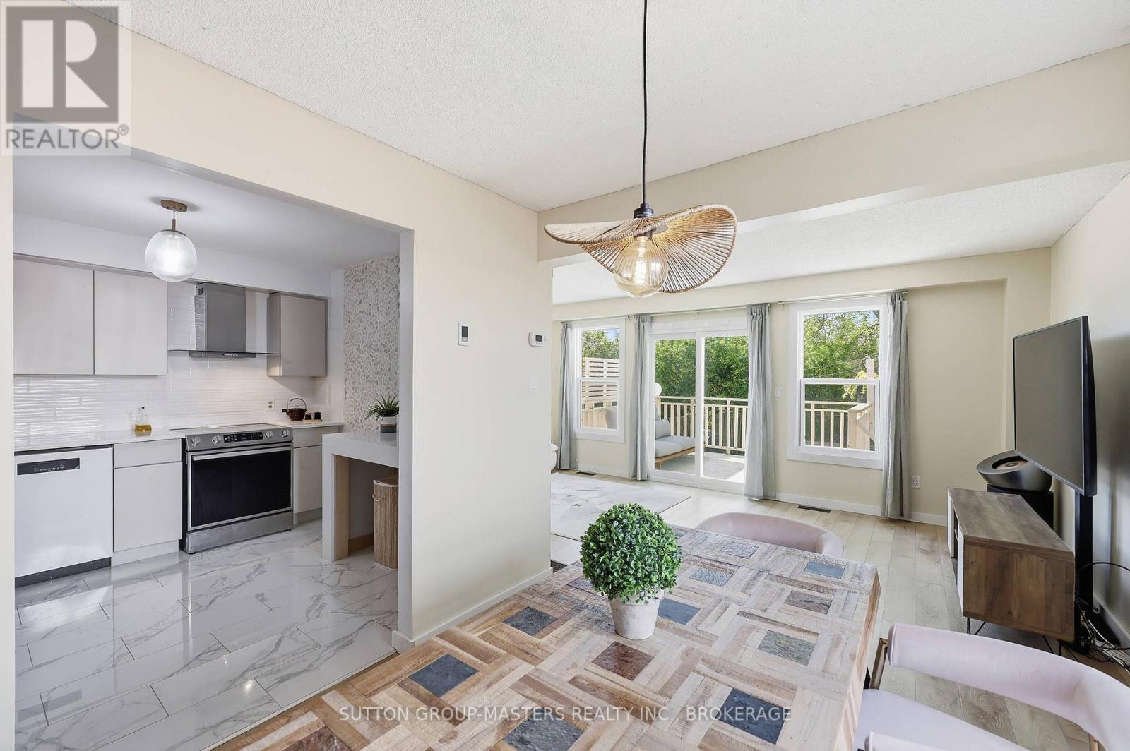 35 Rose Abbey Drive, Kingston (Kingston East (Incl Barret Crt)), Ontario  K7K 6W1 - Photo 11 - X13212636