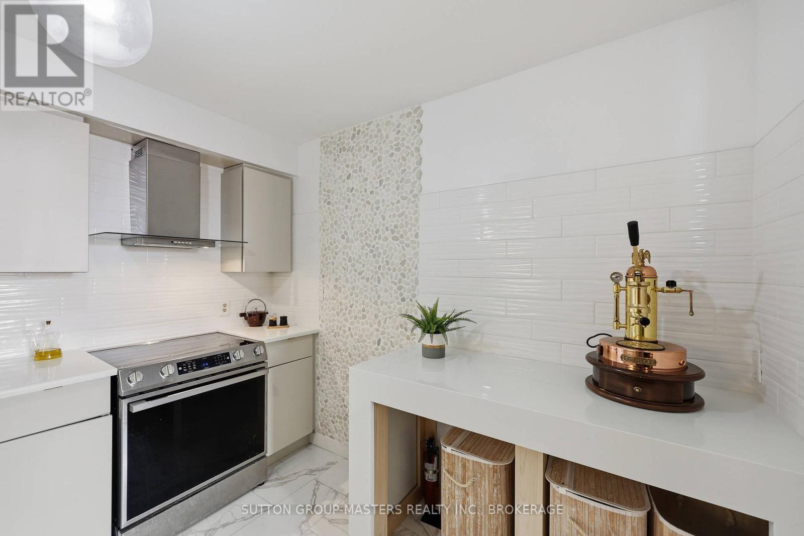 35 Rose Abbey Drive, Kingston (Kingston East (Incl Barret Crt)), Ontario  K7K 6W1 - Photo 13 - X13212636