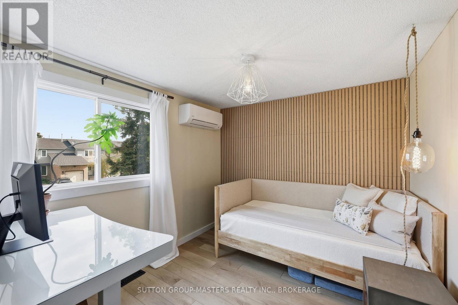 35 Rose Abbey Drive, Kingston (Kingston East (Incl Barret Crt)), Ontario  K7K 6W1 - Photo 24 - X13212636