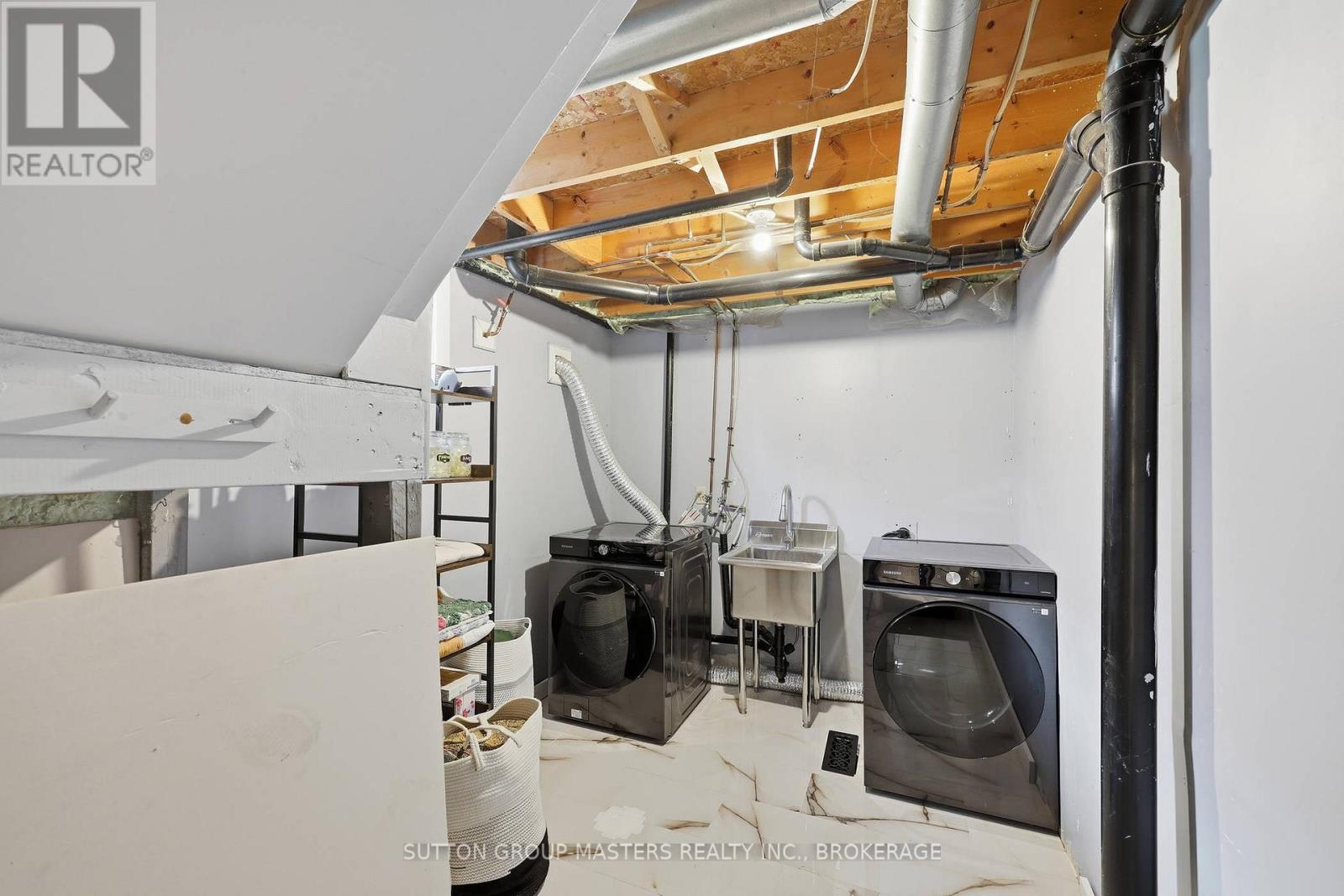 35 Rose Abbey Drive, Kingston (Kingston East (Incl Barret Crt)), Ontario  K7K 6W1 - Photo 36 - X13212636
