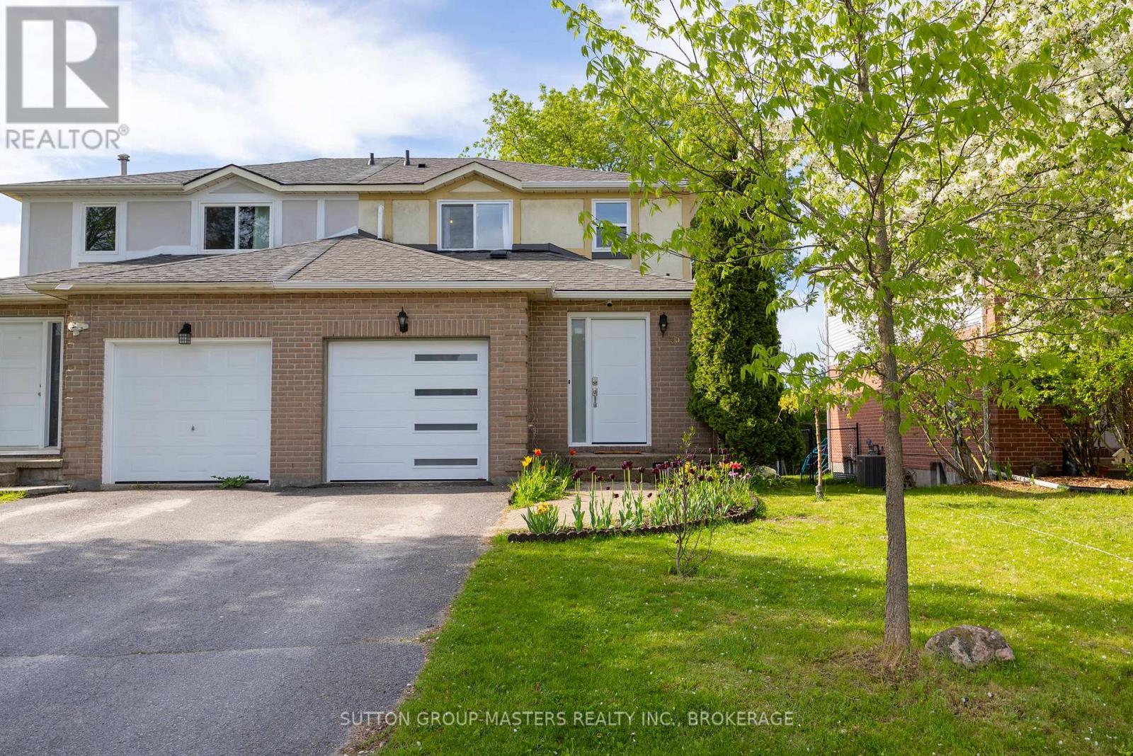 35 Rose Abbey Drive, Kingston (Kingston East (Incl Barret Crt)), Ontario  K7K 6W1 - Photo 4 - X13212636