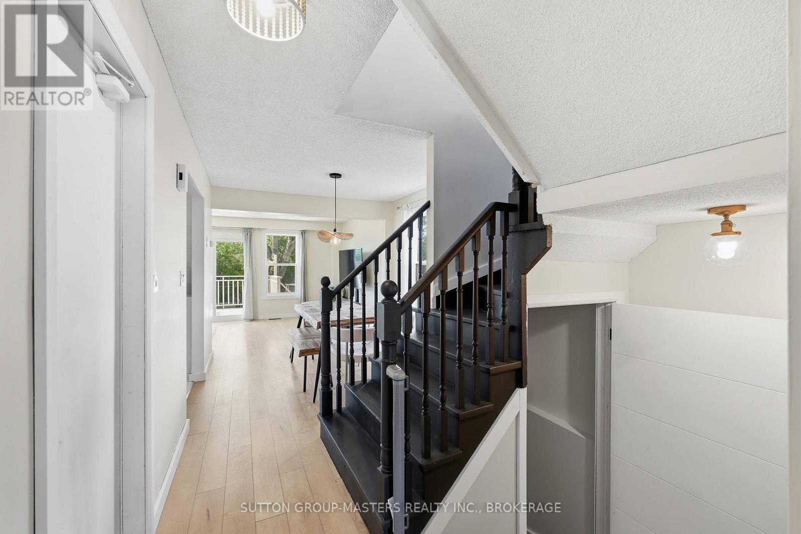 35 Rose Abbey Drive, Kingston (Kingston East (Incl Barret Crt)), Ontario  K7K 6W1 - Photo 9 - X13212636