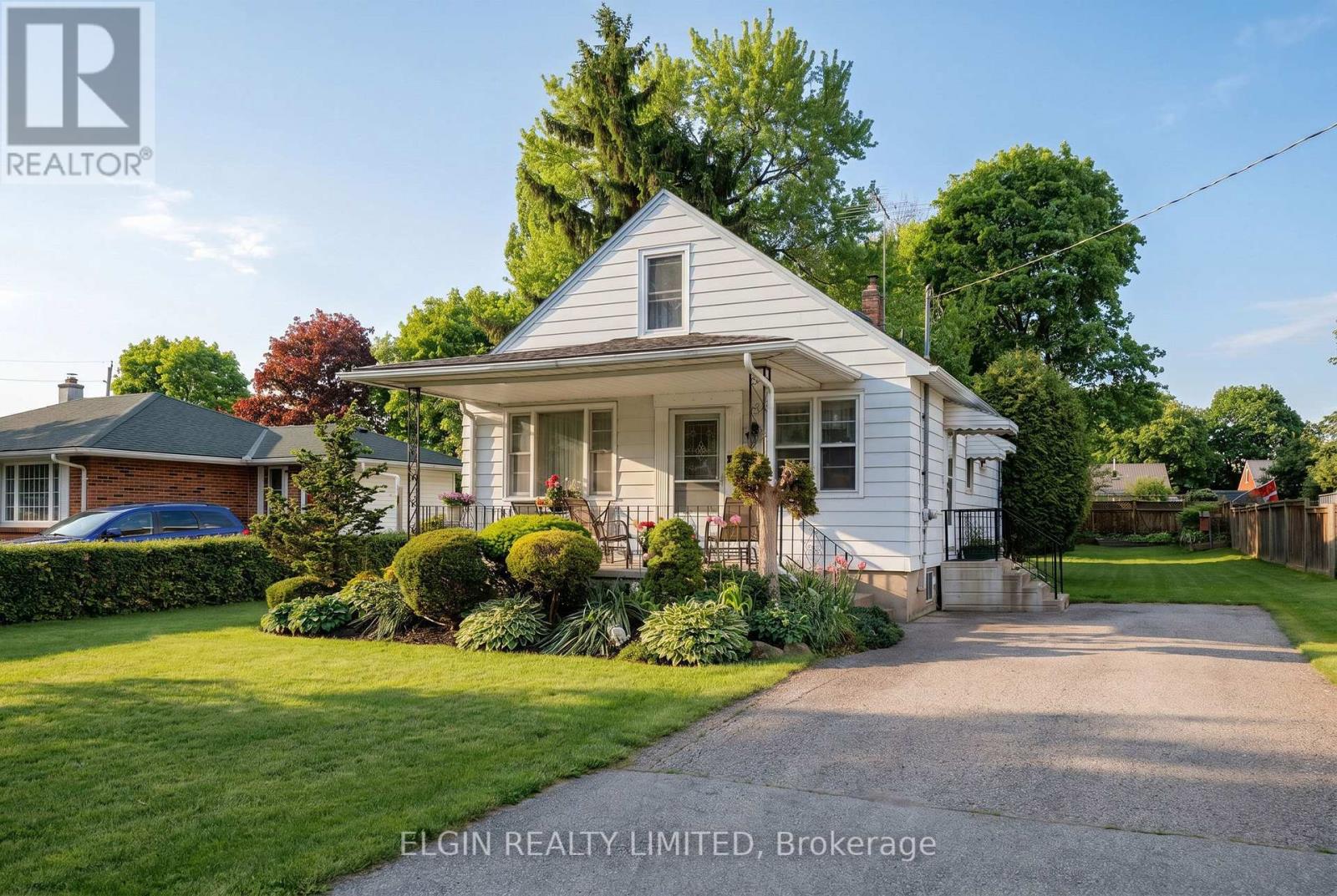 59 CHURCHILL CRESCENT, St. Thomas, Ontario