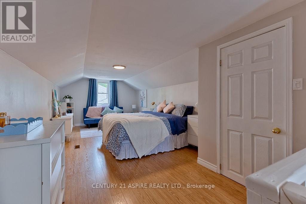 227 Clemow Avenue, Pembroke, Ontario K8A 2C7 - Photo 11 - X13212620