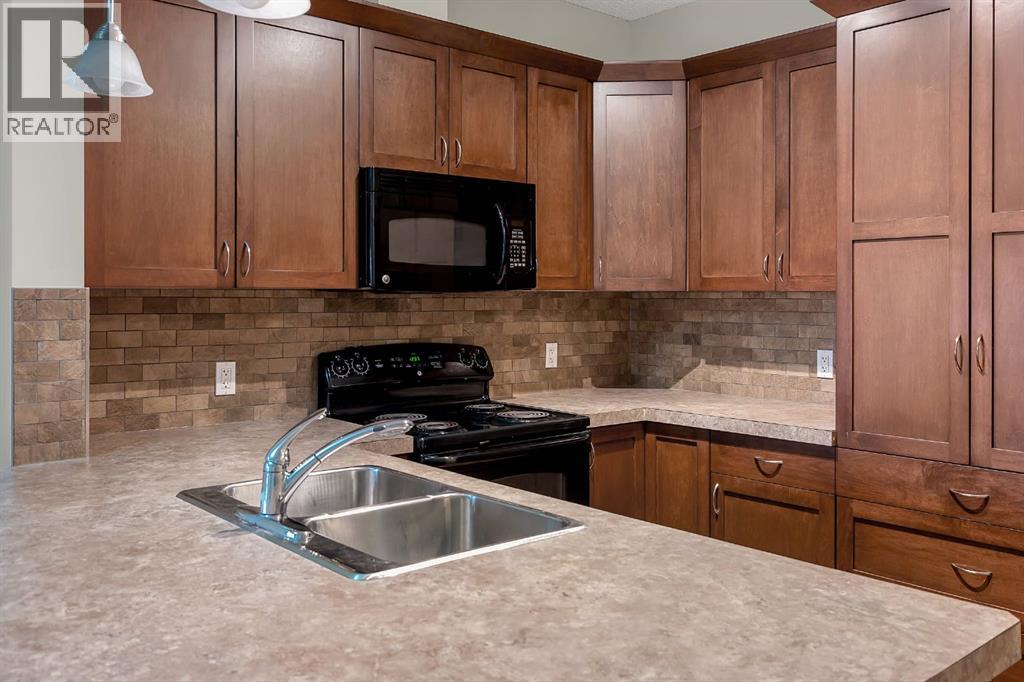 2202, 4 Kingsland Close SE, Airdrie, Alberta  T4A 0J3 - Photo 10 - A2316035