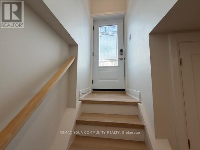 Lower - 130 Simcoe Road, Bradford West Gwillimbury, Ontario  L3Z 1Y2 - Photo 3 - N12895176