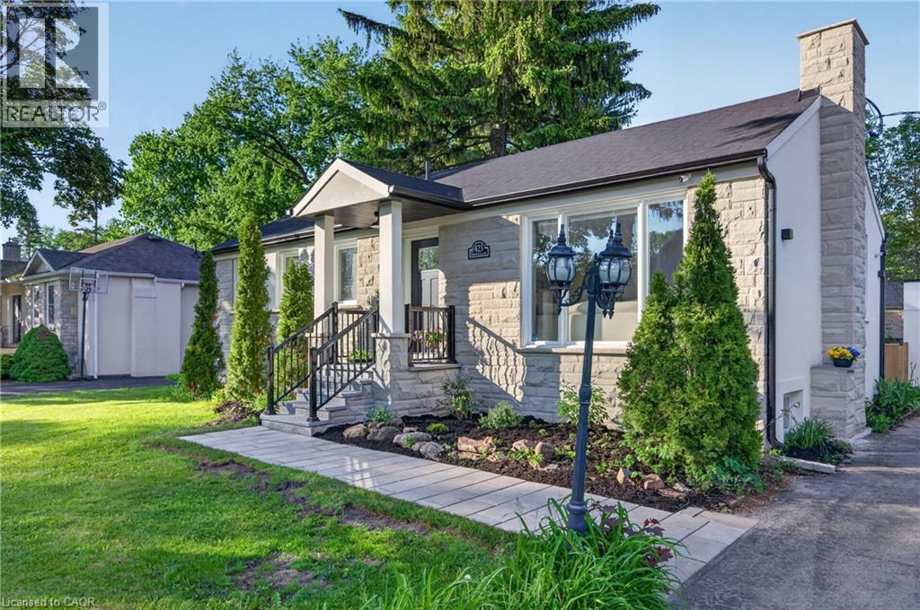 423 Smith Lane, Oakville, Ontario  L6L 4X1 - Photo 3 - 40834683