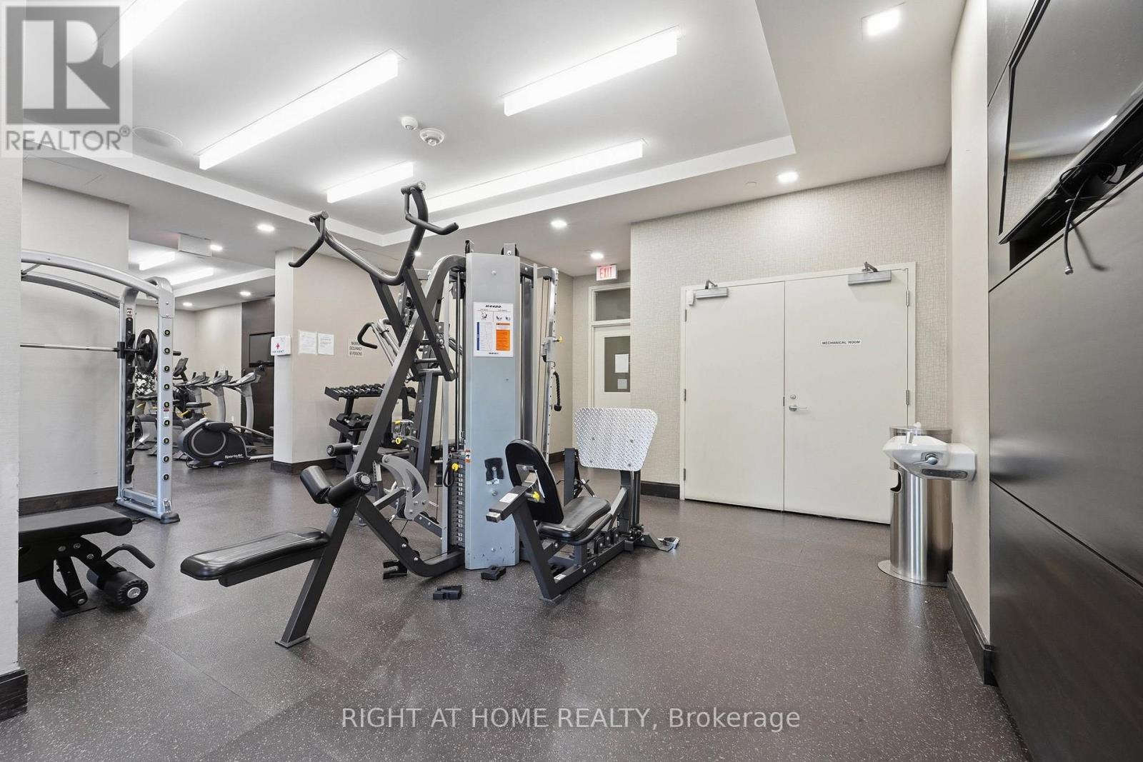 1402 - 275 Yorkland Road, Toronto, Ontario  M2J 0B4 - Photo 16 - C13212604