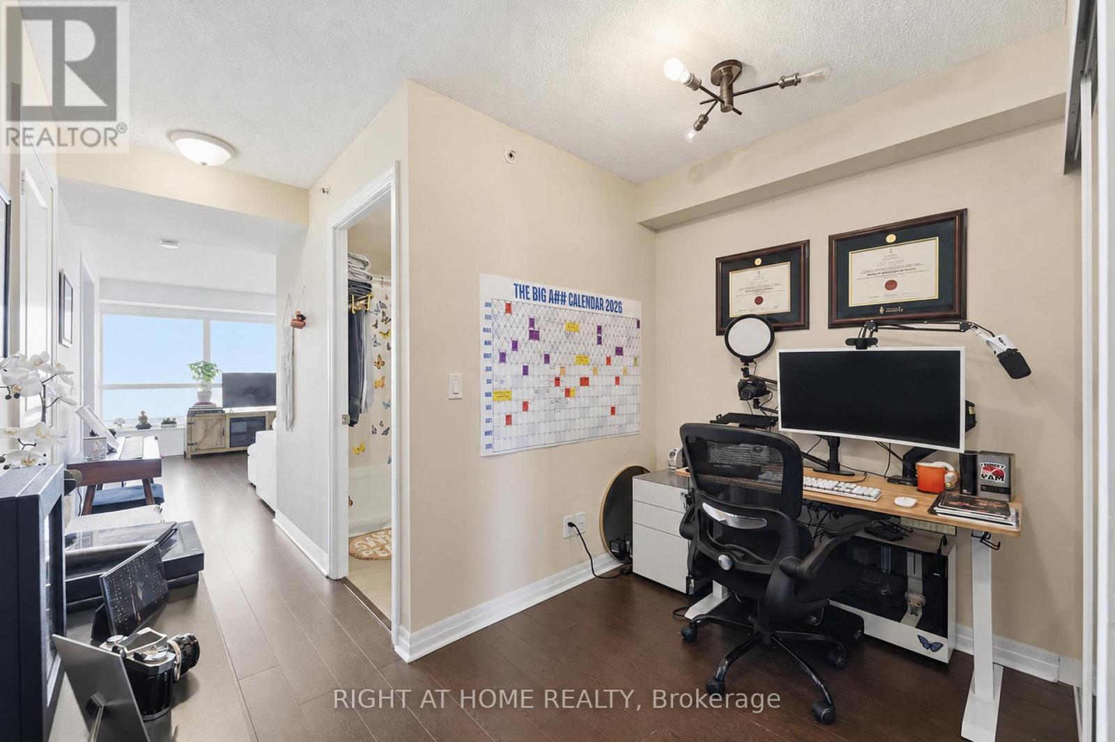 1402 - 275 Yorkland Road, Toronto, Ontario  M2J 0B4 - Photo 2 - C13212604