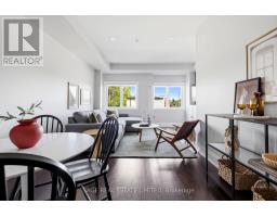 TH4 - 6 KALMAR AVENUE, Toronto, Ontario