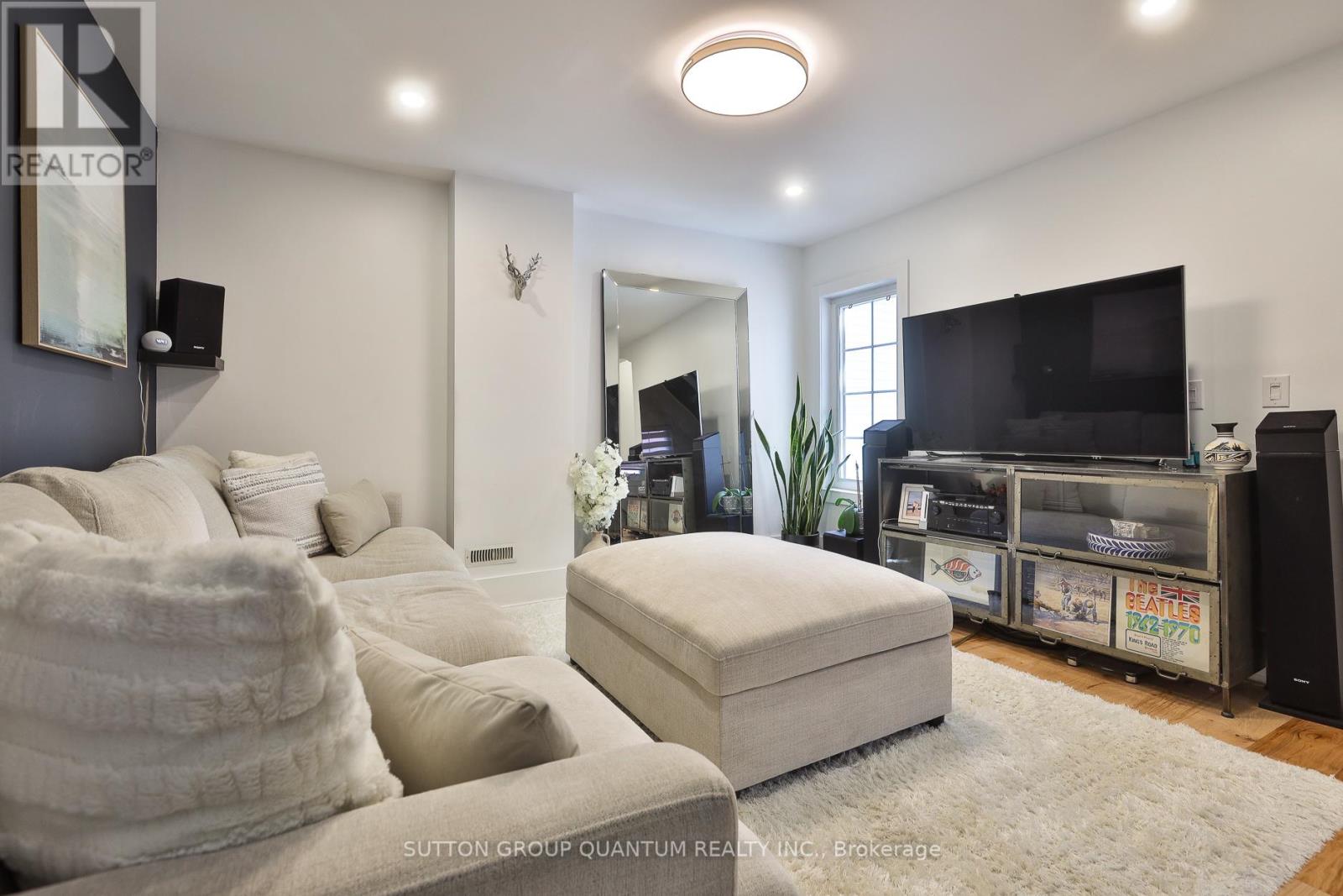 268 Ashdale Avenue, Toronto, Ontario  M4L 2Y9 - Photo 15 - E13212614