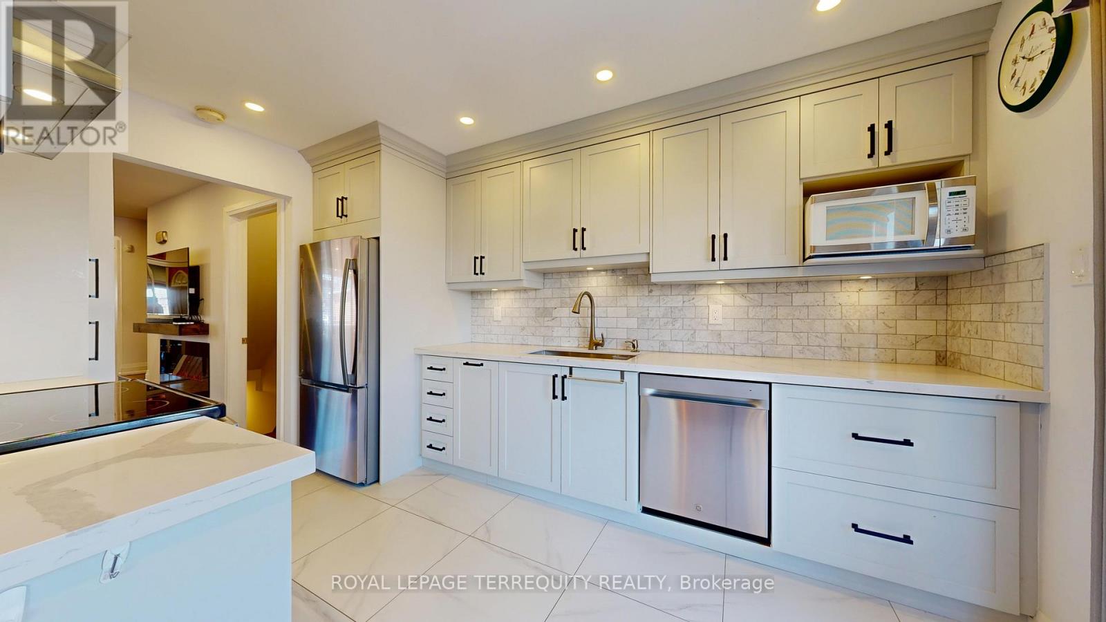 68 Phalen Crescent, Toronto, Ontario  M1V 1Y6 - Photo 8 - E13212700