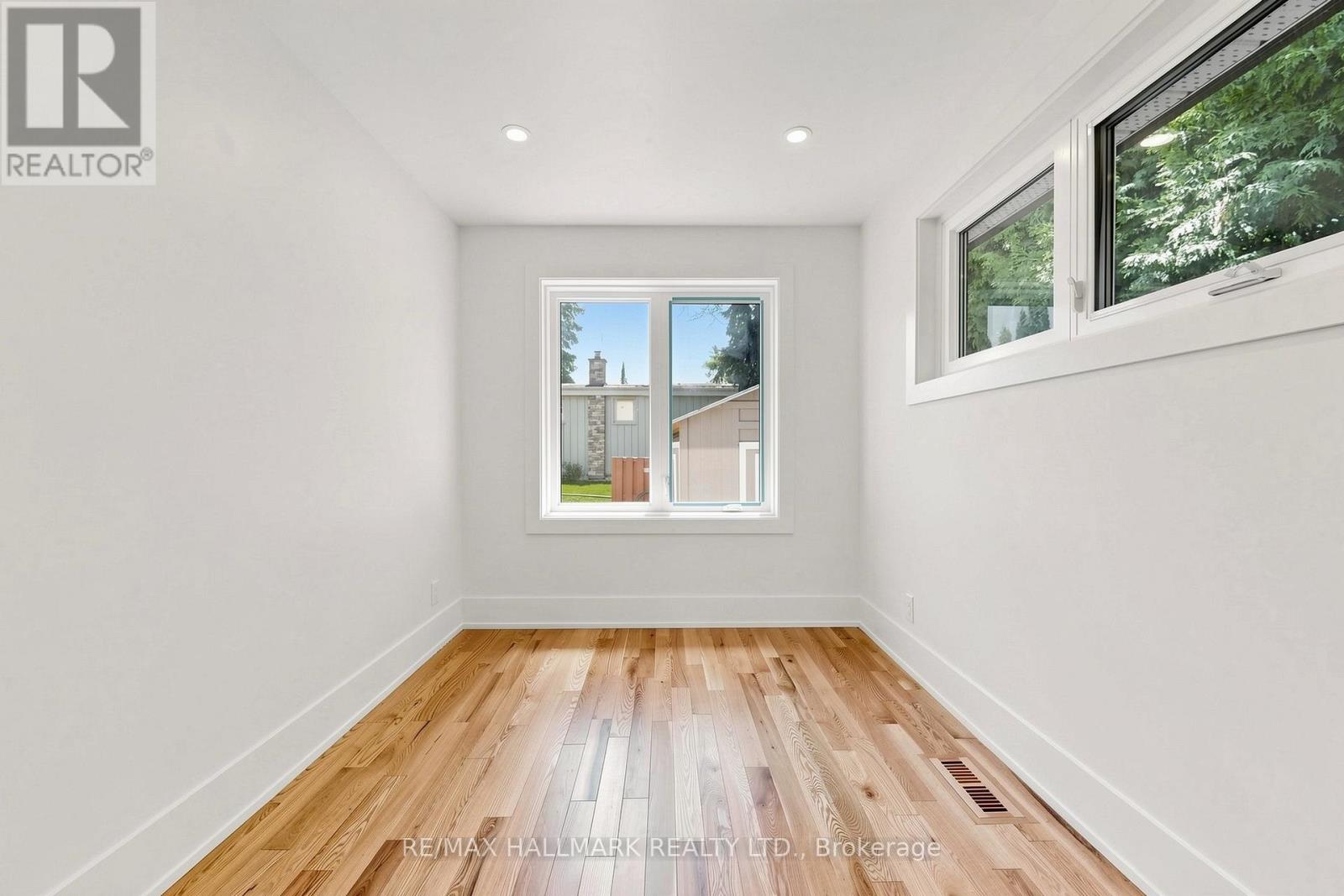 11 Johnson Road, Aurora, Ontario  L4G 2A3 - Photo 19 - N13212560