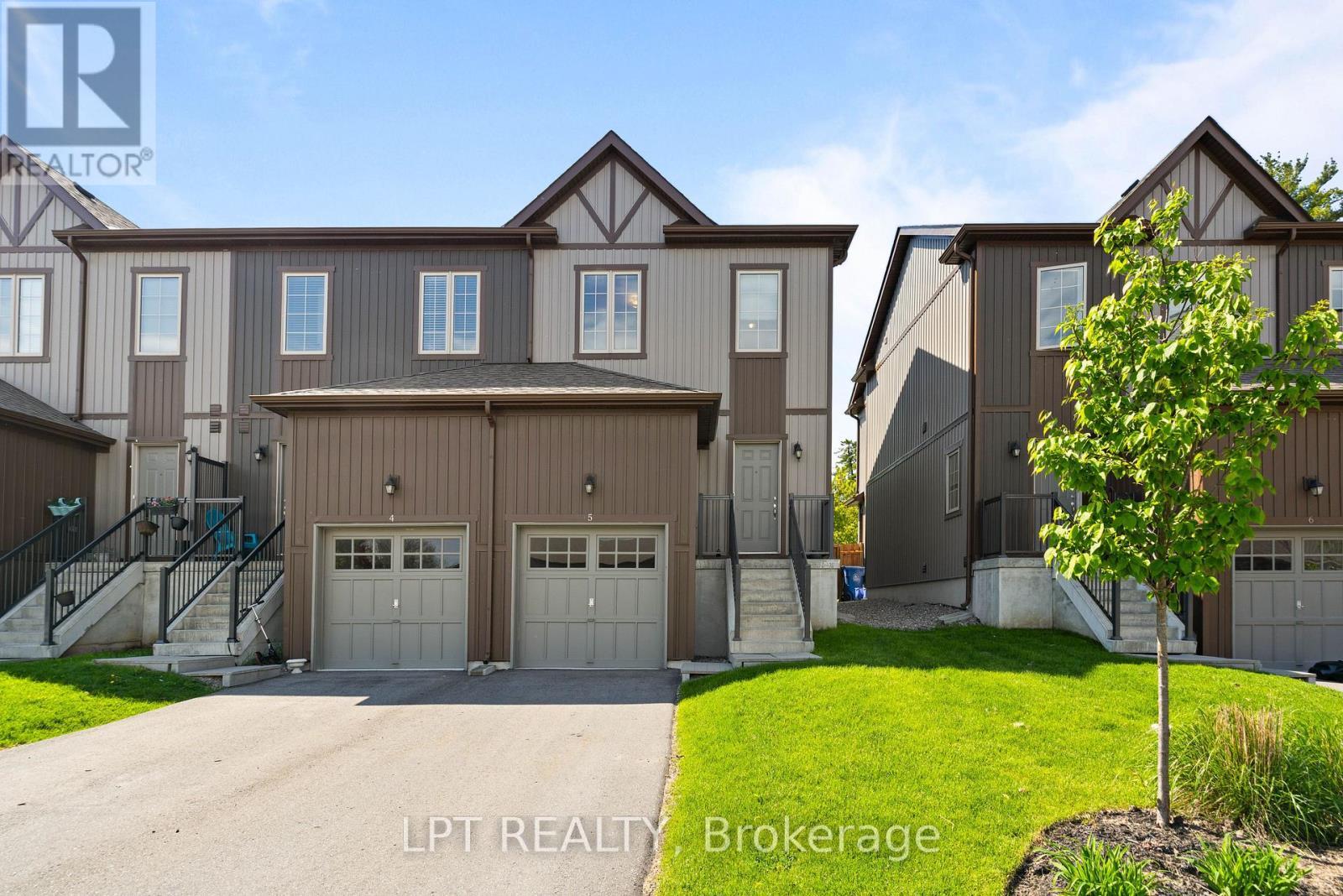 TH05 - 110 GREW BOULEVARD, Georgina, Ontario