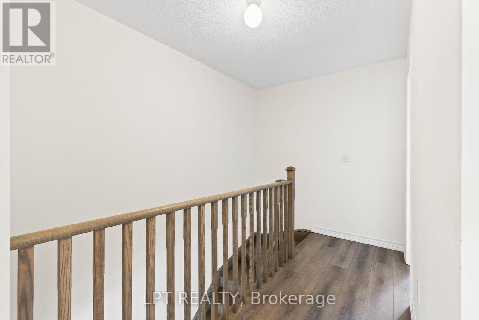 Th05 - 110 Grew Boulevard, Georgina, Ontario  L0E 1L0 - Photo 16 - N13212702