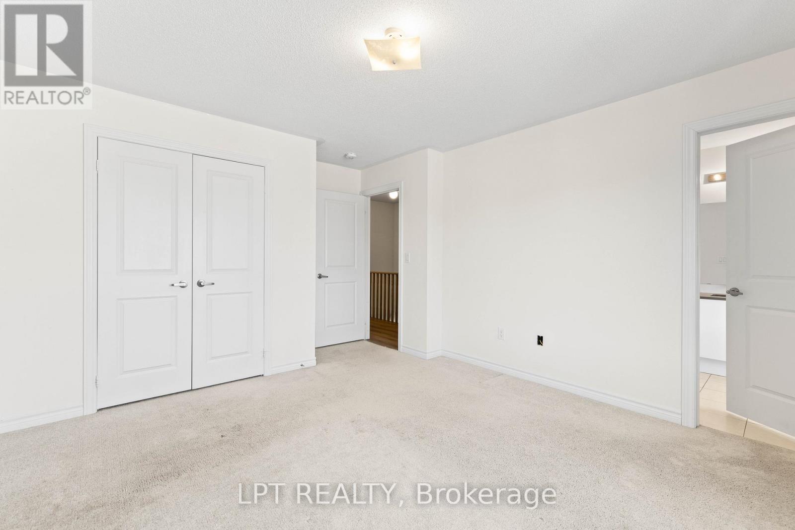 Th05 - 110 Grew Boulevard, Georgina, Ontario  L0E 1L0 - Photo 18 - N13212702