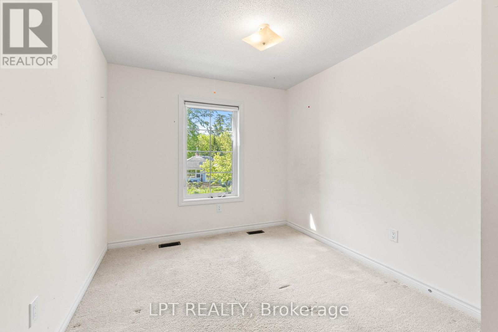 Th05 - 110 Grew Boulevard, Georgina, Ontario  L0E 1L0 - Photo 20 - N13212702