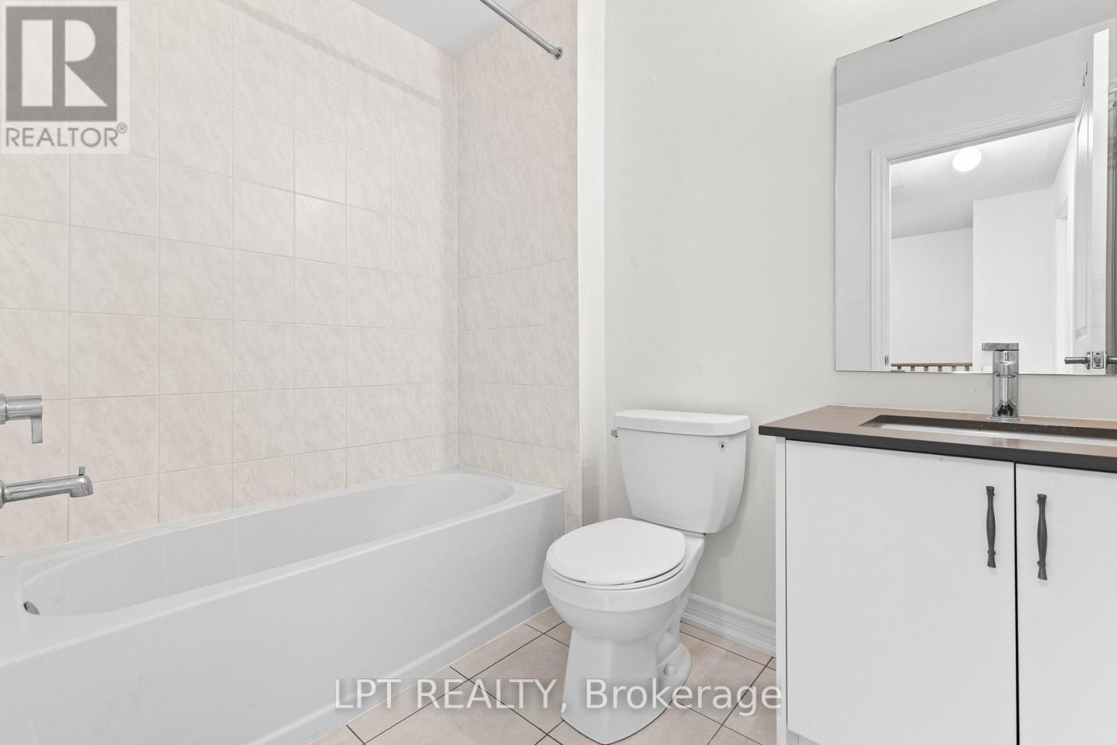 Th05 - 110 Grew Boulevard, Georgina, Ontario  L0E 1L0 - Photo 24 - N13212702