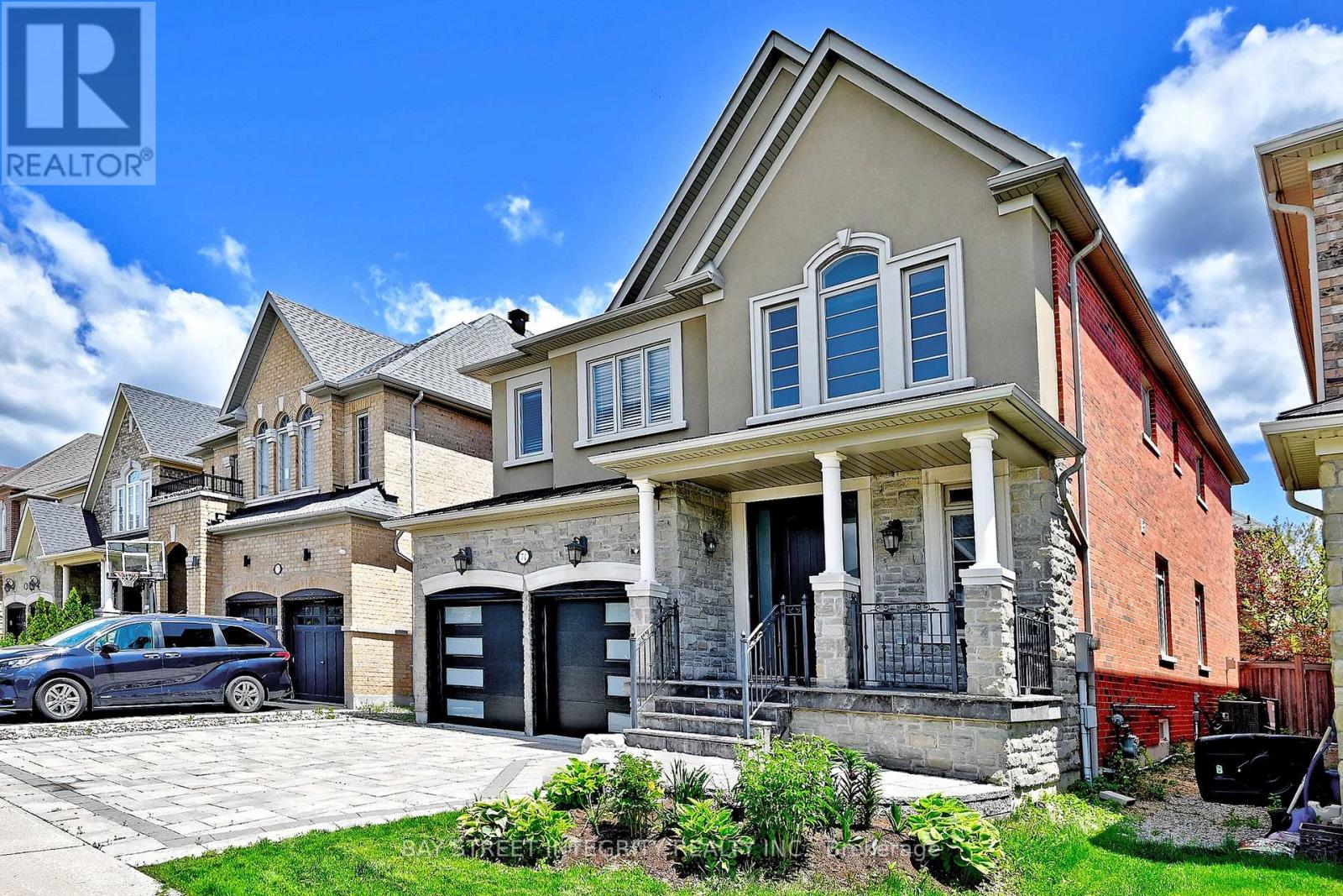 71 Allison Ann Way, Vaughan, Ontario  L6A 0J4 - Photo 2 - N13212714