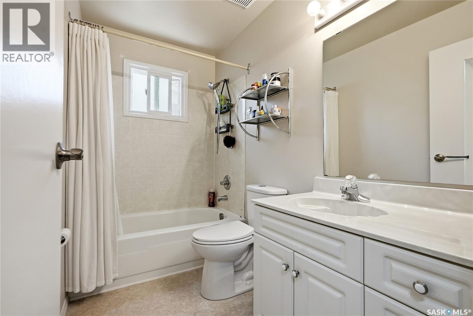 229 Acadia Place, Saskatoon, Saskatchewan  S7H 3W3 - Photo 19 - SK037558