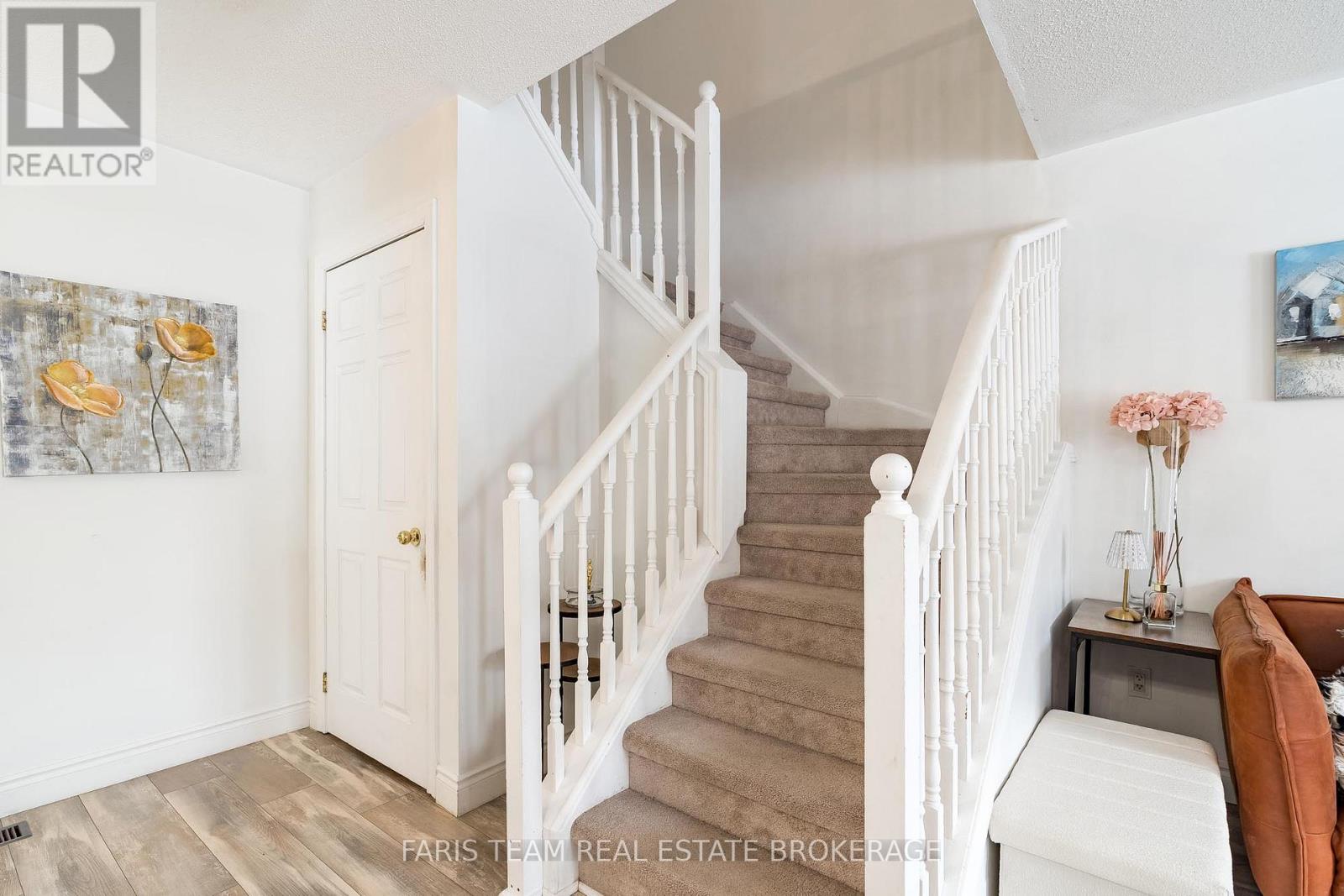 233 Stanley Street, Barrie, Ontario  L4M 6X9 - Photo 15 - S13212612